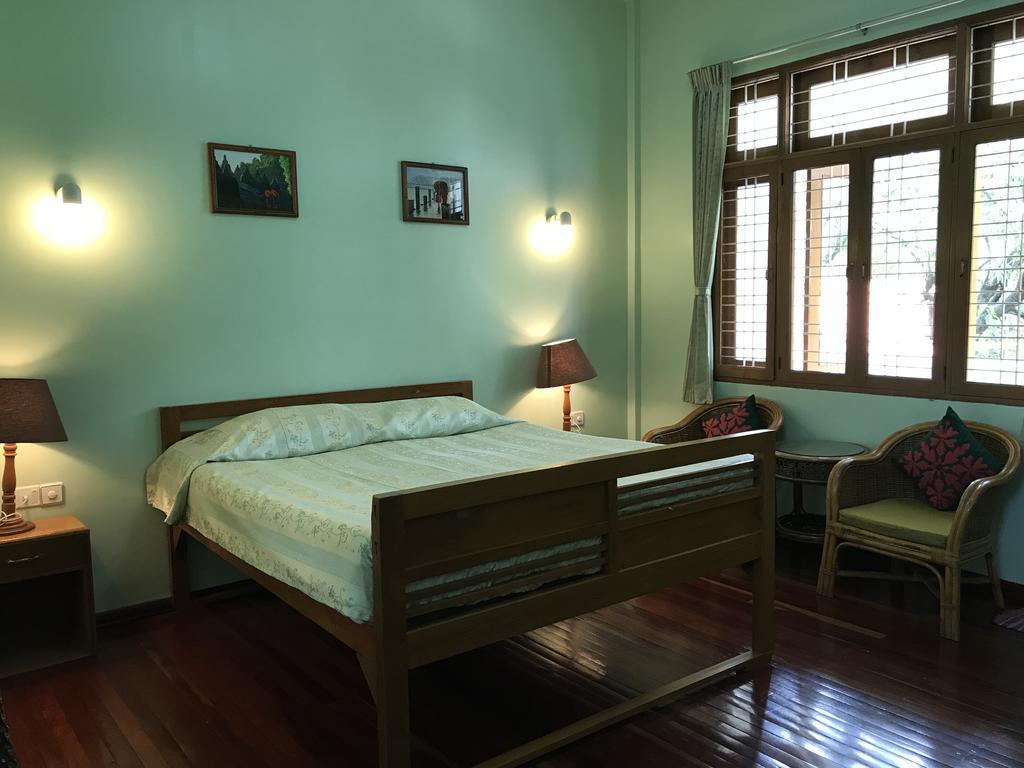 Ma Ma Guest House Mandalay Exteriör bild